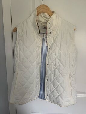 Vineyard Vines Quilted Cream Vest